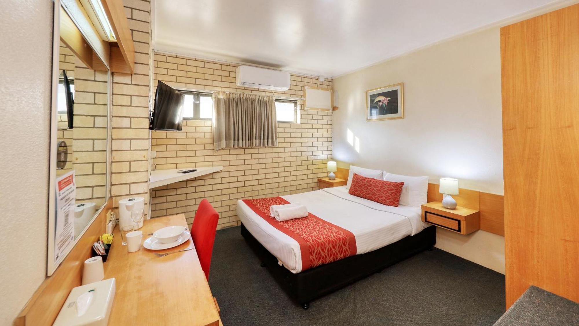 Tropical Gateway Motor Inn Rockhampton Buitenkant foto