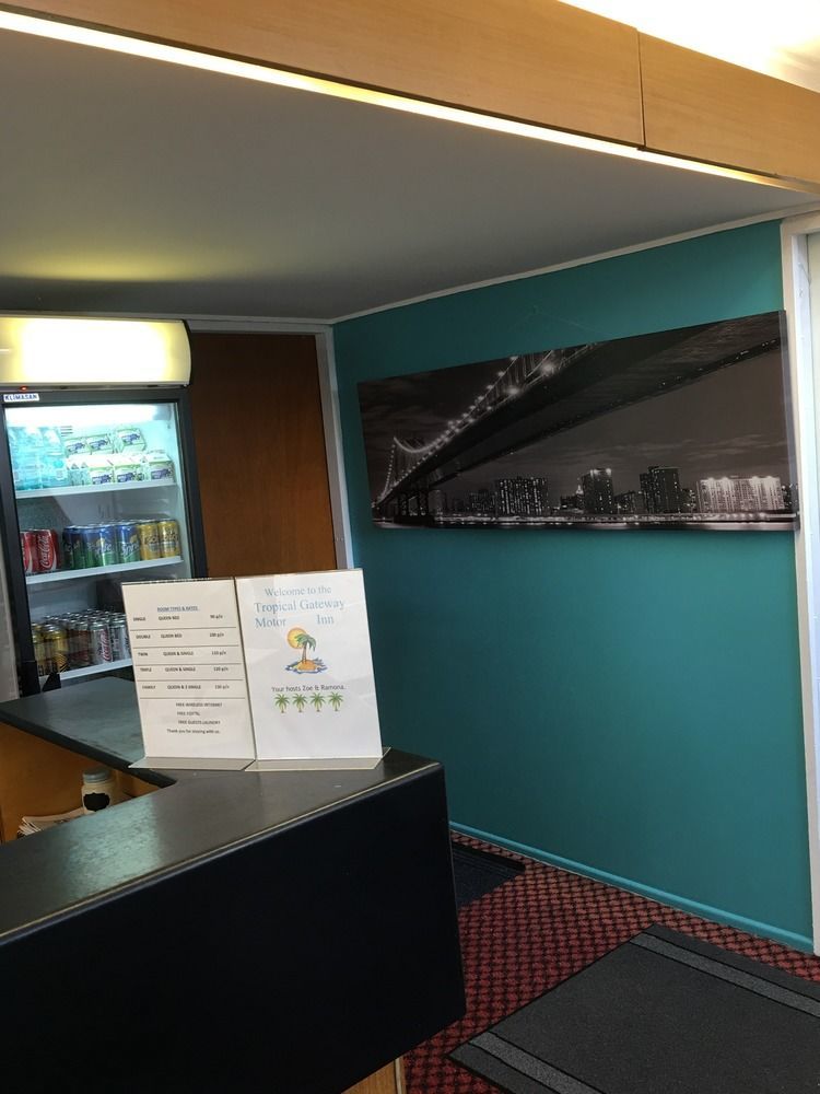 Tropical Gateway Motor Inn Rockhampton Buitenkant foto